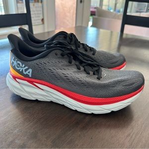 Men’s Clifton 8 Hoka Running Shoes size 10